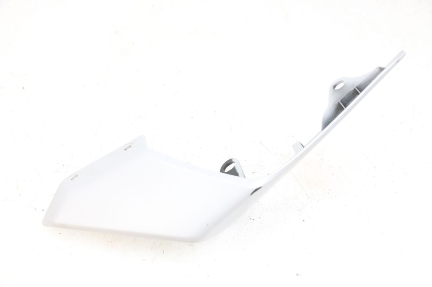 photo de RIGHT UNDERSEAT PANEL YAMAHA MT-07 MT07 ABS 700 (2018 - 2020) - Surface and material condition