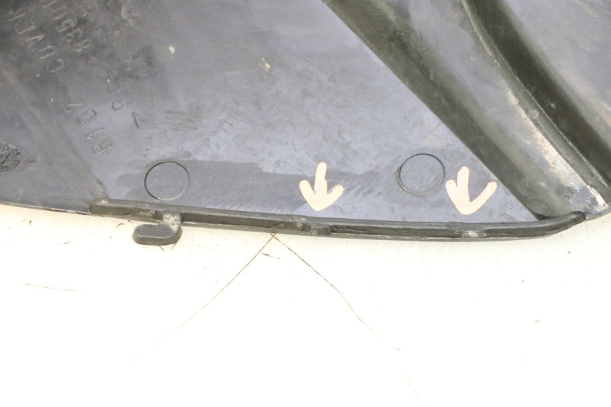 photo de RIGHT UNDERSEAT PANEL KYMCO MXU R 250 (2004 - 2010) - Alternative perspective