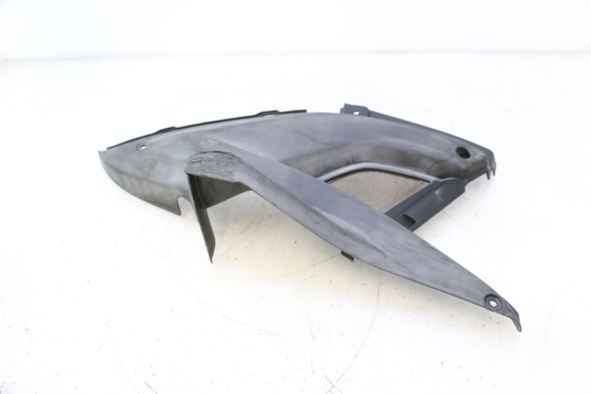 photo de RIGHT UNDERSEAT PANEL MBK NITRO 50 (2004 - 2008) - Alternative perspective
