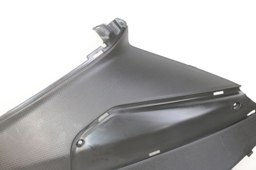 photo de RIGHT UNDERSEAT PANEL PIAGGIO NRG POWER PUREJET 50 (2018 - 2021) - Checked used part