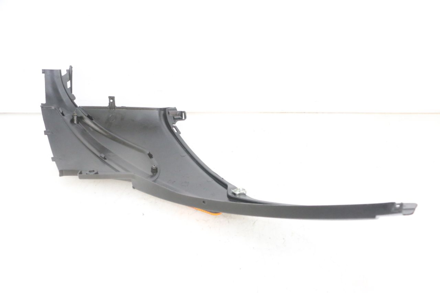 photo de RIGHT UNDERSEAT PANEL PIAGGIO NRG POWER PUREJET 50 (2018 - 2021) - Component detail