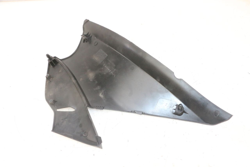 photo de RIGHT UNDERSEAT PANEL HONDA NTV DEAUVILLE ABS 700 (2007 - 2016) - Component detail