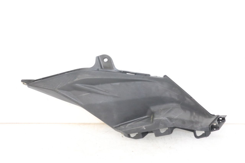 photo de RIGHT SIDE UNDER SEAT COVER SYM ORBIT III 3 4T 50 (2018 - 2021) - Main view