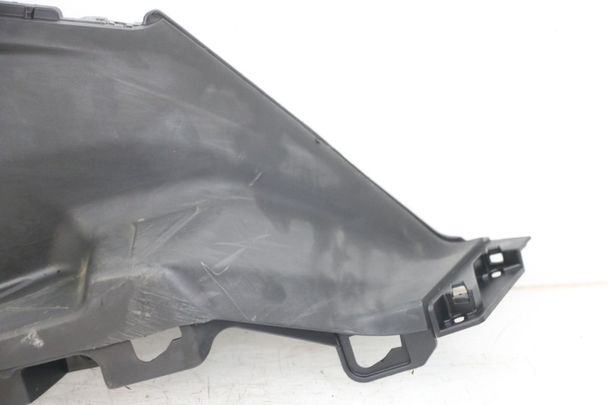 photo de RIGHT SIDE UNDER SEAT COVER SYM ORBIT III 3 4T 50 (2018 - 2021) - Checked used part
