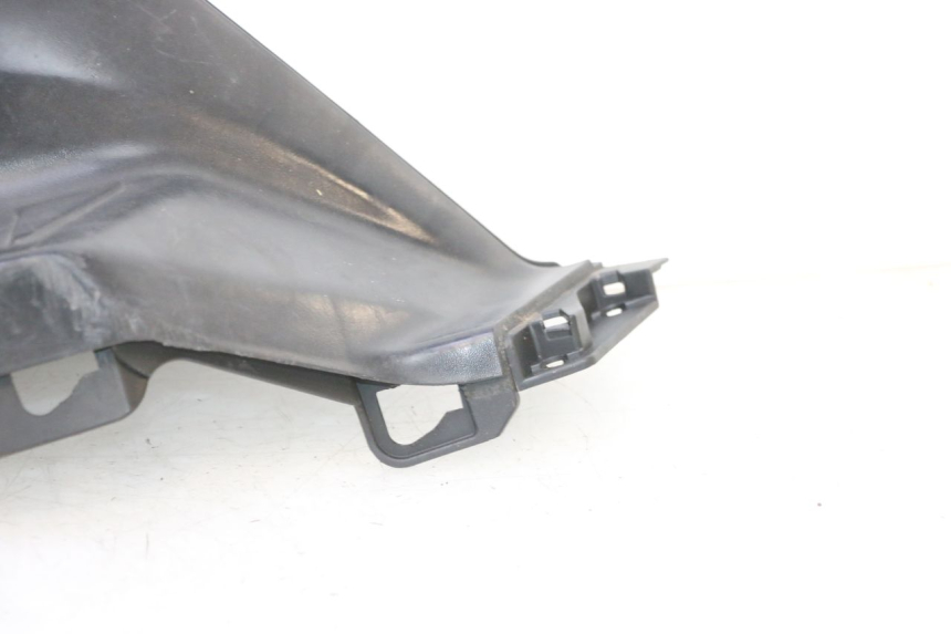 photo de RIGHT SIDE UNDER SEAT COVER SYM ORBIT III 3 4T 50 (2018 - 2021) - Checked used part