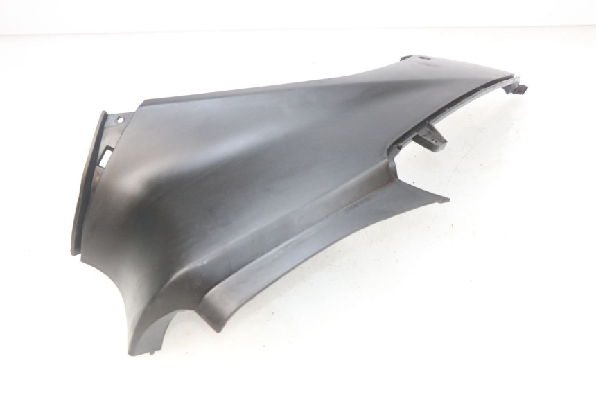 photo de RIGHT SIDE SEAT COVER MBK OVETTO 2T 50 (2007 - 2017) - Technical close-up