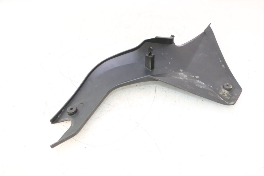 photo de RIGHT UNDERSEAT PANEL YAMASAKI ROADSTER 50 (2013 - 2018) - Alternative perspective