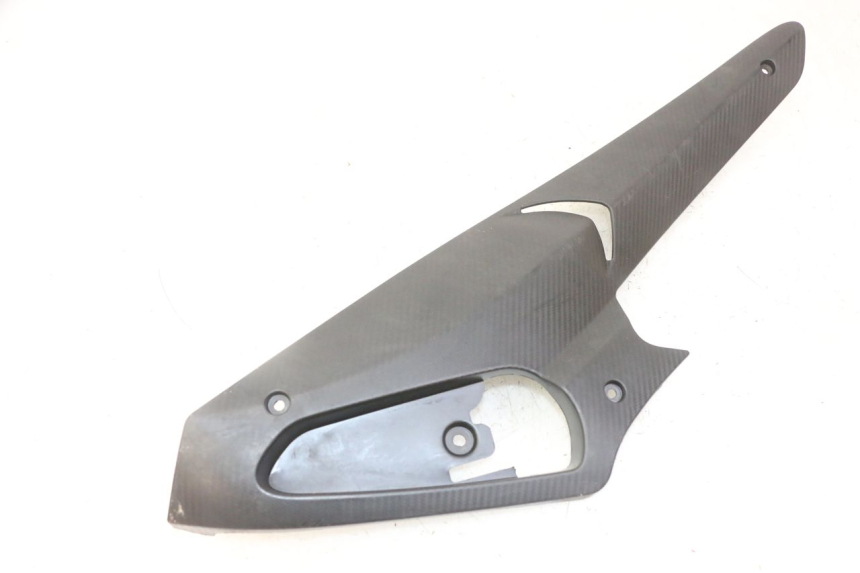 photo de RIGHT UNDERSEAT PANEL GILERA RUNNER SL 50 (2006 - 2009) - Technical close-up