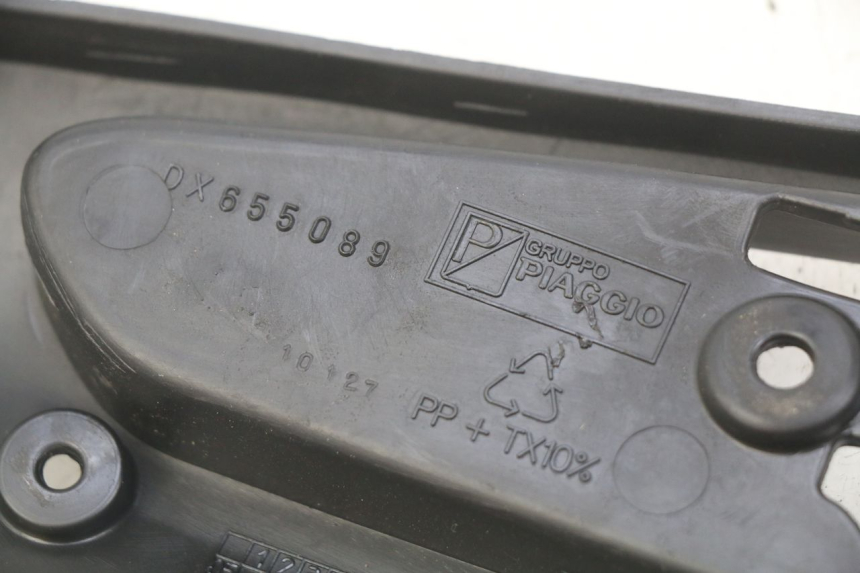 photo de RIGHT SIDE SEAT COVER GILERA RUNNER SP 50 (2009 - 2017) - Component detail