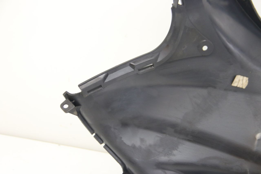 photo de RIGHT SIDE SEAT COVER SUZUKI SIXTEEN 125 (2008 - 2010) - Surface and material condition
