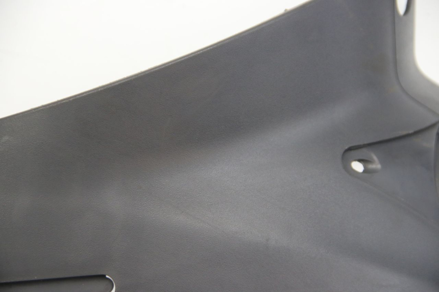 photo de RIGHT SIDE SEAT COVER SUZUKI SIXTEEN 125 (2008 - 2010) - Markings and original references