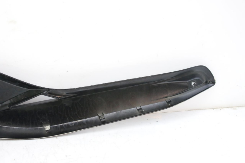 photo de RIGHT SIDE UNDER SEAT COVER MBK SKYCRUISER 125 (2010 - 2013) - Product overview