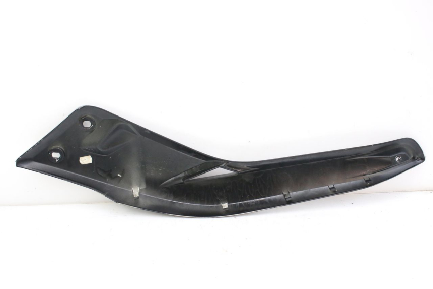 photo de RIGHT SIDE UNDER SEAT COVER MBK SKYCRUISER 125 (2010 - 2013) - Surface and material condition