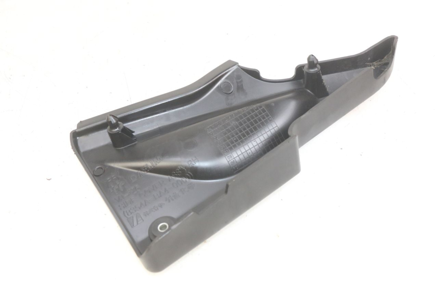 photo de RIGHT SIDE SEAT COVER DAELIM VJ ROADWIN FI 125 (2008 - 2017) - Zoom on usage condition