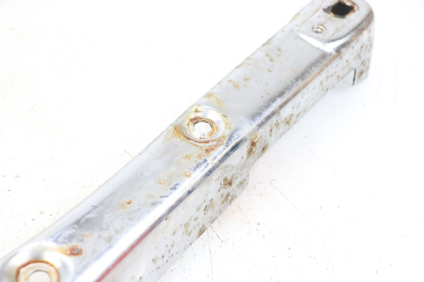 photo de RIGHT SIDE SEAT COVER DAELIM VL DAYSTAR 125 (2000 - 2011) - Fixing points details