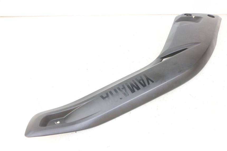 photo de RIGHT SIDE SEAT COVER YAMAHA X-MAX XMAX 125 (2010 - 2013) - Alternative perspective