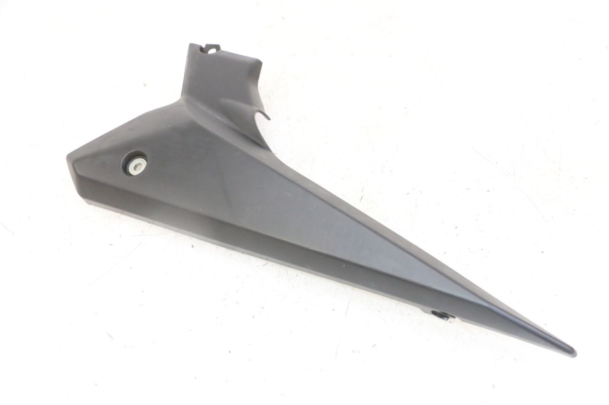 photo de RIGHT UNDERSEAT PANEL YAMAHA XJ6 ABS 600 (2008 - 2016) - Main view