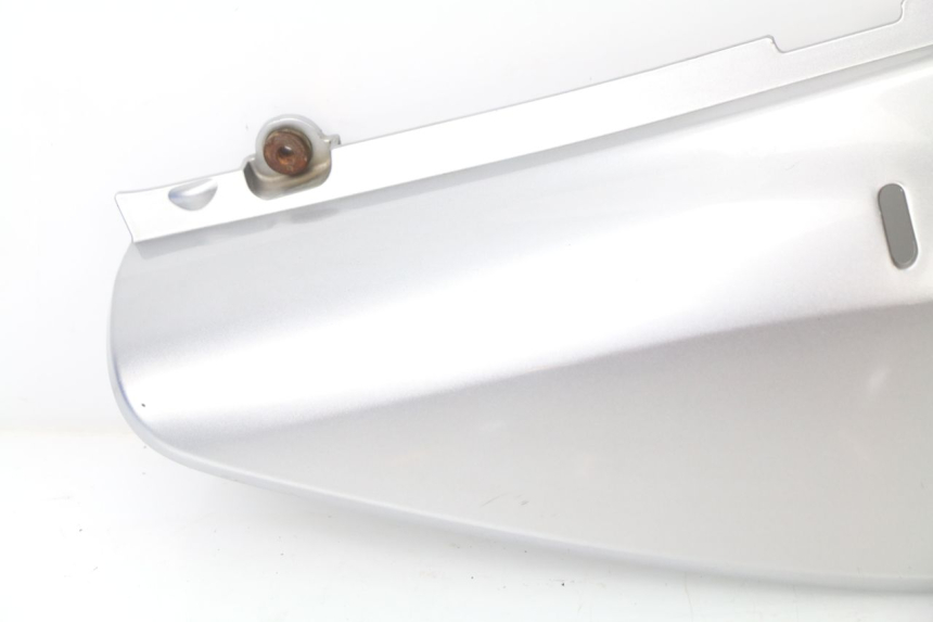 photo de RIGHT UNDERSEAT PANEL HONDA XLV TRANSALP 650 (2005 - 2007) - Markings and original references