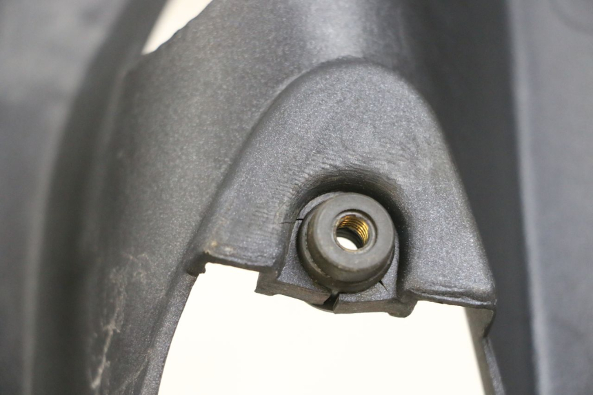 photo de RIGHT UNDERSEAT PANEL KAWASAKI ZR 7 750 (1999 - 2004) - Additional view of the item