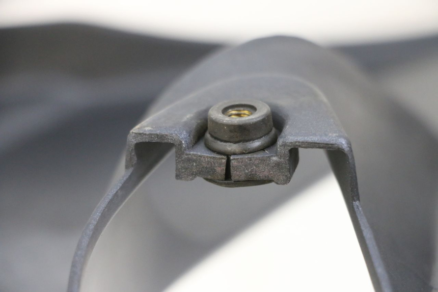 photo de RIGHT UNDERSEAT PANEL KAWASAKI ZR 7 750 (1999 - 2004) - Markings and original references