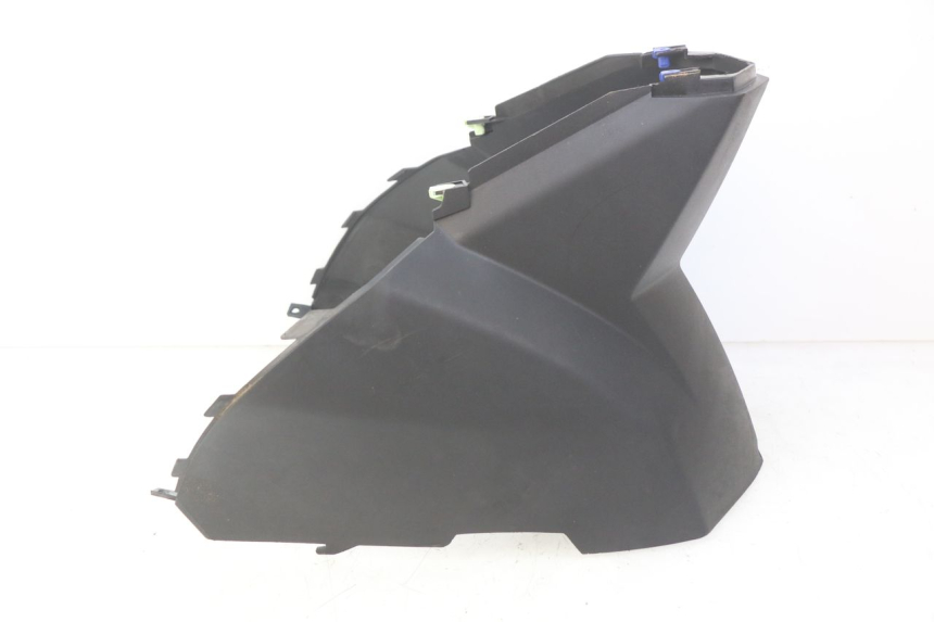 photo de UNDERSEAT COVER PEUGEOT E-VIVACITY 1 (2012 - 2018) - Alternative perspective