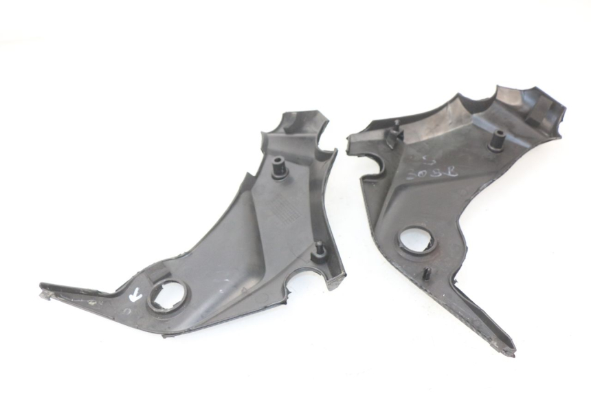 photo de UNDERSEAT PANEL KAWASAKI ER-6 ER6 N 650 (2009 - 2011) - Markings and original references