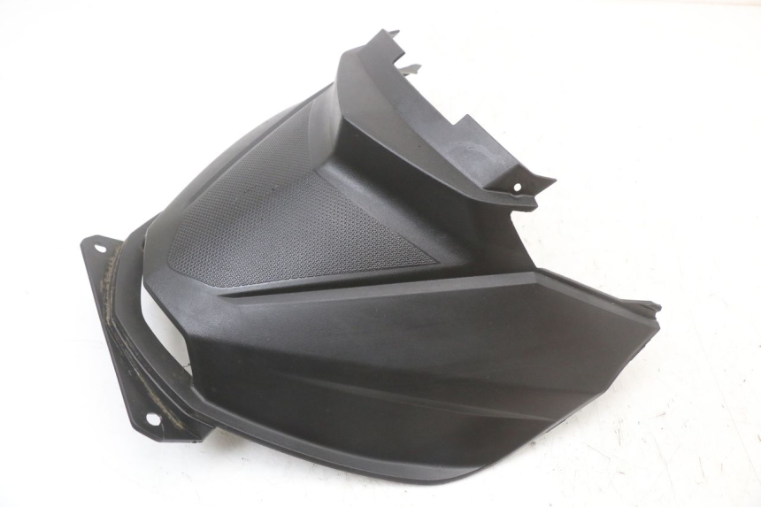 photo de UNDERSEAT COVER JM MOTORS EVOLIS 4T 50 (2018 - 2022) - Zoom on usage condition