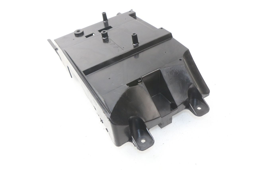 photo de UNDERSEAT PANEL YAMAHA FJR ABS 1300 (2006 - 2012) - Component detail