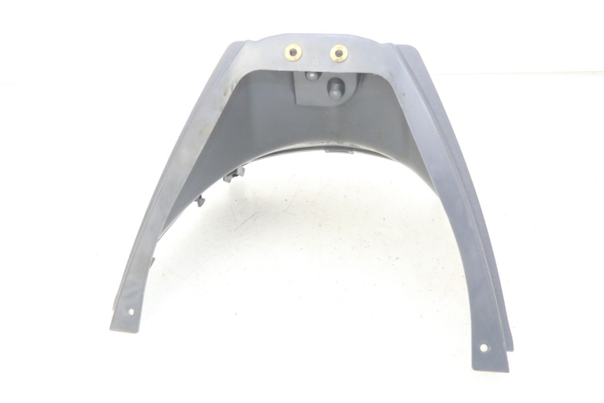 photo de UNDERSEAT COVER PIAGGIO FLY 100 (2006 - 2010) - Zoom on usage condition