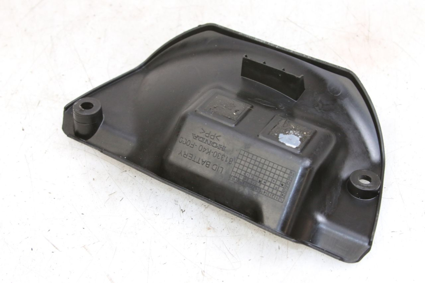 photo de UNDERSEAT PANEL HONDA FORZA 125 (2015 - 2016) - Component detail