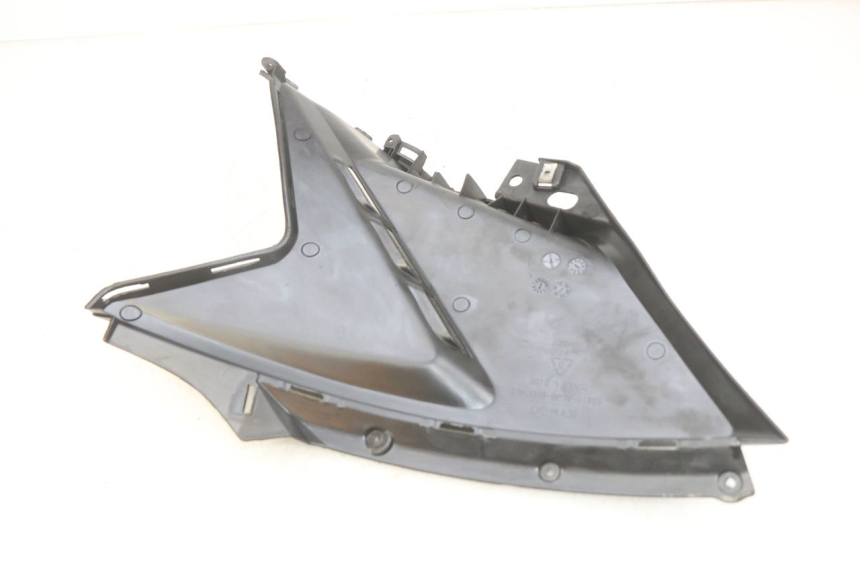 photo de LEFT UNDERSEAT COVER KYMCO AGILITY 16+ 4T 50 (2018 - 2023) - Component detail