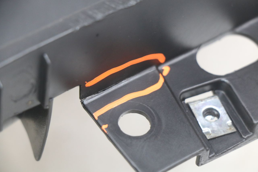 photo de LEFT UNDERSEAT COVER KYMCO AGILITY 16+ 4T 50 (2018 - 2023) - Component detail