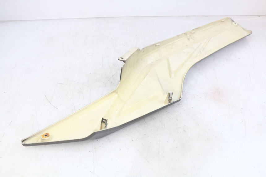 photo de LEFT UNDERSEAT COVER NECO ALEXONE 125 (2017 - 2024) - Technical close-up