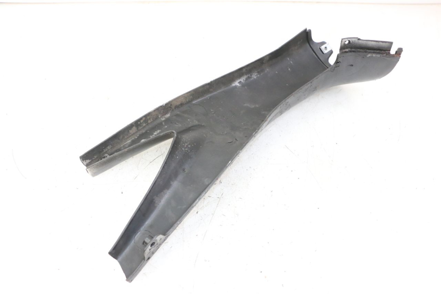 photo de LEFT UNDERSEAT PANEL APRILIA RS 50 (1999 - 2005) - Alternative perspective