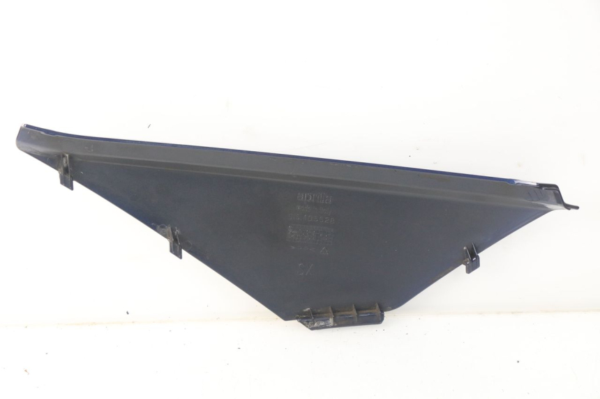photo de LEFT UNDERSEAT PANEL APRILIA ATLANTIC 125 (2003 - 2009) - Component detail