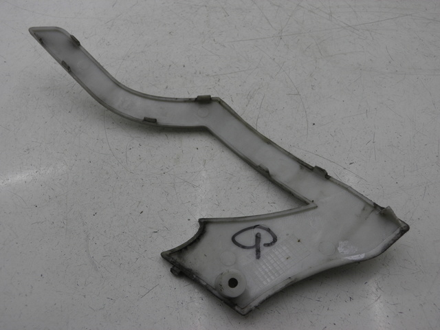 photo de LEFT UNDERSEAT PANEL BENZHOU YY50QT31 VINTAGE 50 (2009 - 2012) - Zoom on usage condition