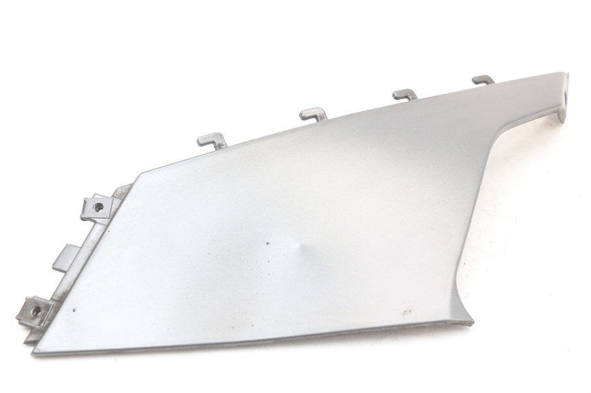 photo de LEFT UNDERSEAT COVER BMW C1 125 (2000 - 2003) - Component detail