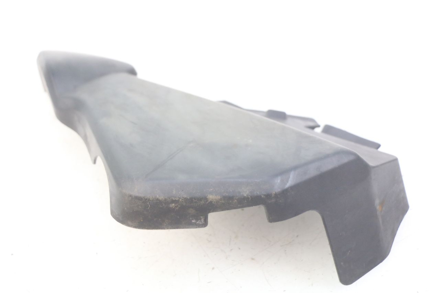photo de LEFT UNDERSEAT COVER HONDA CBF 500 (2004 - 2007) - Alternative perspective