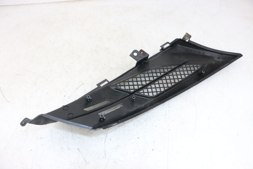 photo de LEFT UNDERSEAT COVER KYMCO DINK 4T 50 (2007 - 2018) - Alternative perspective