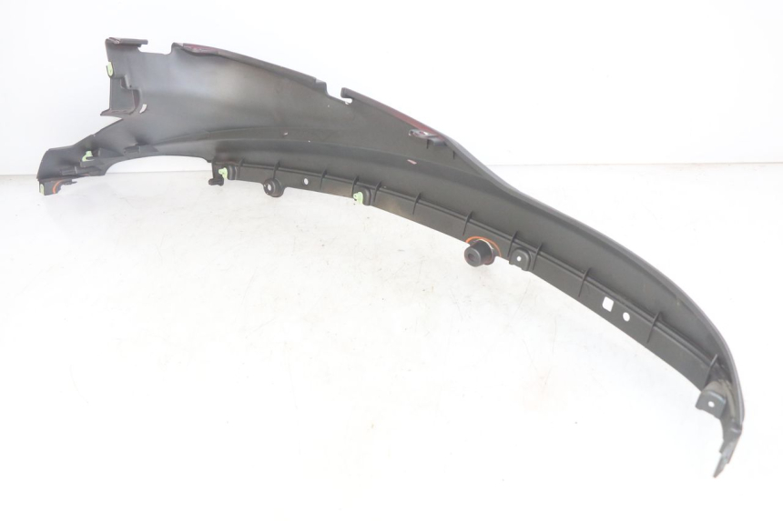 photo de LEFT UNDERSEAT COVER PEUGEOT DJANGO 4T 50 (2014 - 2019) - Fixing points details