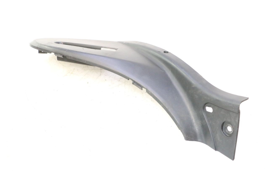 photo de LEFT UNDERSEAT PANEL CF MOTO E-CHARM 125 (2005 - 2008) - Fixing points details