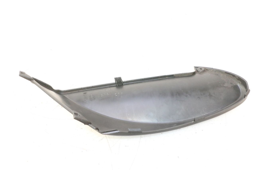 photo de LEFT UNDERSEAT PANEL PIAGGIO FLY 2T 50 (2004 - 2017) - Alternative perspective