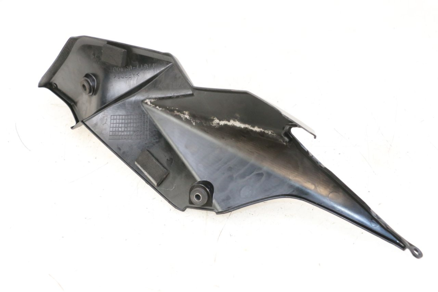 photo de LEFT UNDERSEAT PANEL SUZUKI GSR 750 (2011 - 2017) - Component detail