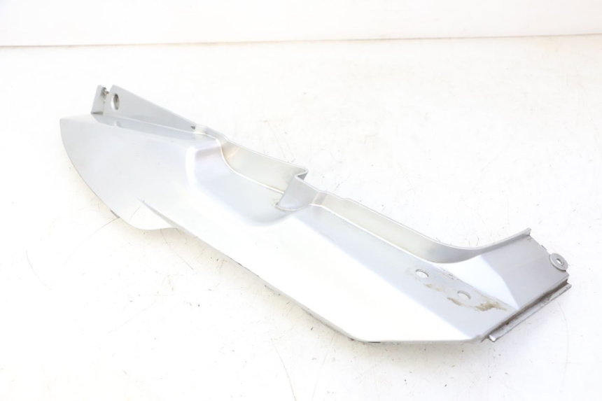 photo de LEFT UNDERSEAT PANEL DAELIM HISTORY 125 (2001 - 2002) - Main view