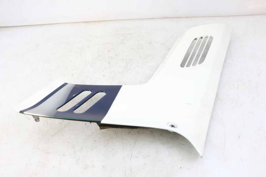 photo de LEFT UNDERSEAT PANEL HONDA CBR F 1000 (1993 - 1996) - Markings and original references
