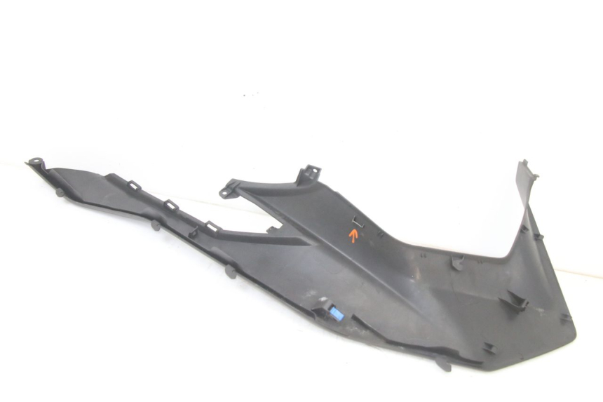 photo de LEFT UNDERSEAT PANEL HONDA FORZA 125 (2021 - 2025) - Technical close-up