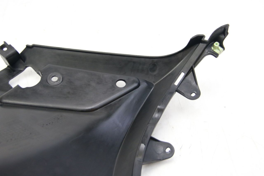 photo de LEFT UNDERSEAT COVER PEUGEOT KISBEE 2T 50 (2018 - 2022) - Supplementary product photo