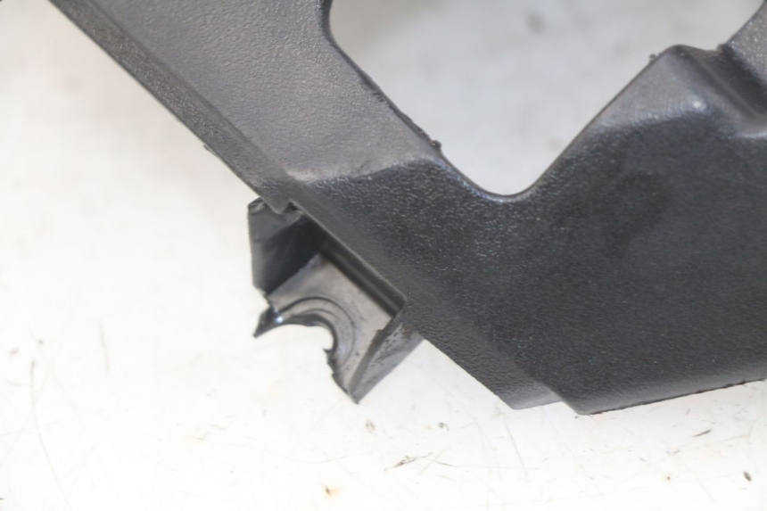 photo de LEFT UNDERSEAT COVER PEUGEOT KISBEE 4T 50 (2018 - 2022) - Alternative perspective