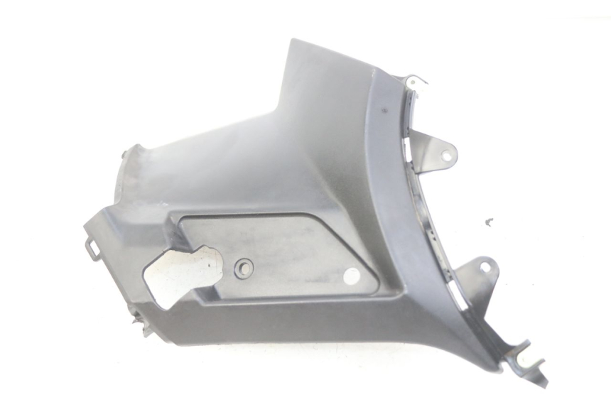 photo de LEFT UNDERSEAT COVER PEUGEOT KISBEE 4T 50 (2018 - 2022) - Technical close-up