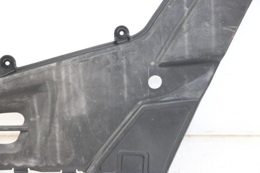 photo de LEFT UNDERSEAT PANEL KYMCO PEOPLE S 125 (2000 - 2008) - Product overview